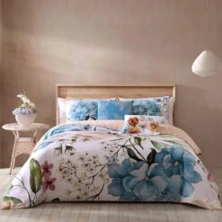 Bebejan Maia Blue 100% Cotton 230 Thread Count 5-Piece Reversible Comforter Set.